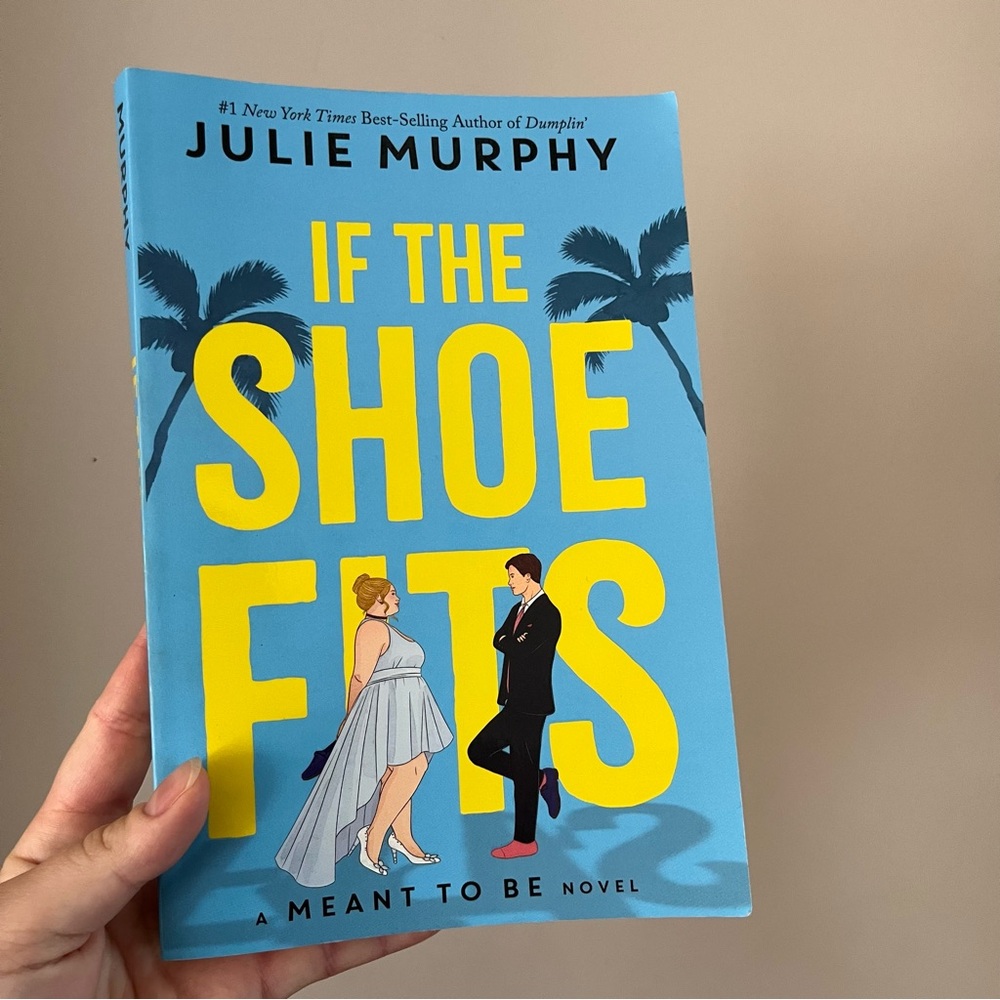 📚4/25$📚 If the Shoe Fits Book by Julie Murphy